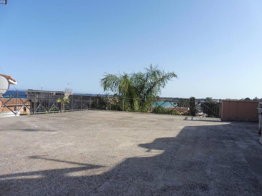 Appartamento In Villa A 100 Metri Dal Mare Fontane Bianche Eksteriør bilde